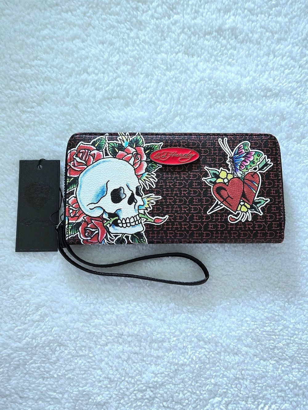 Ed Hardy Skulls💀, Roses🌹 and Hearts❤️ Wallet  - NWT